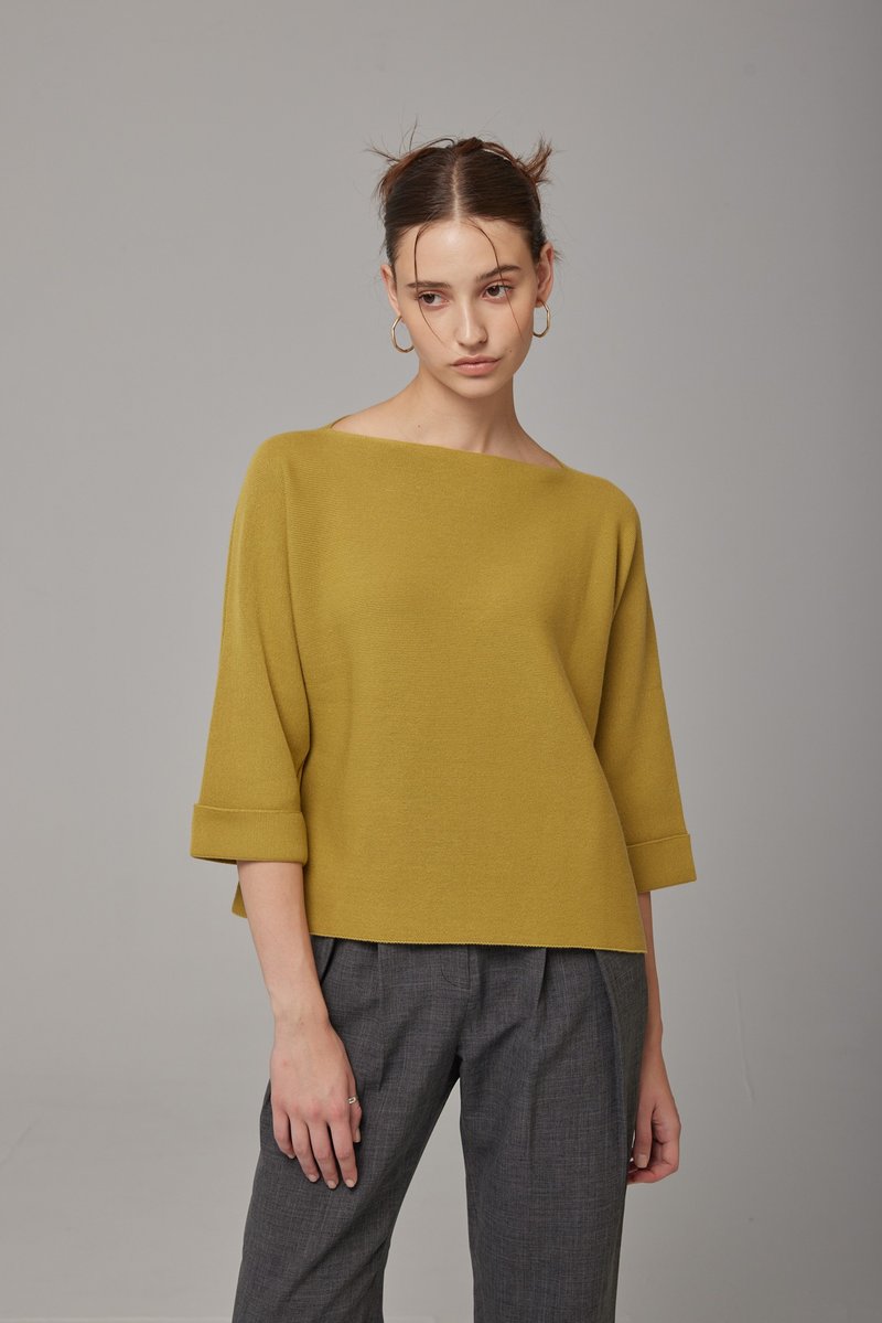 Reverse pleated bateau collar top (22WTP08) - Women's Sweaters - Cotton & Hemp 