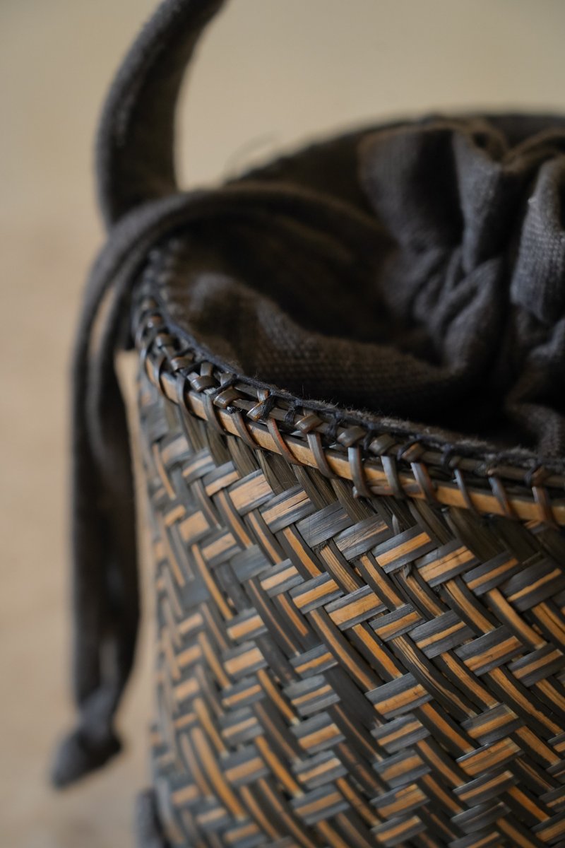 Annual Rings // Handmade Bamboo Weaving & Plant-Dyed Fabric // Drawstring Bucket Tote - Black - กระเป๋าหูรูด - ไม้ไผ่ สีดำ