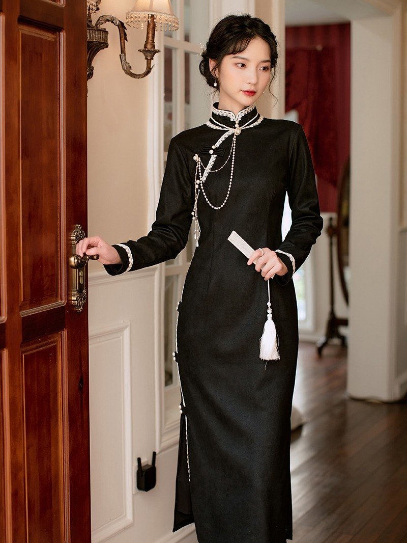 ブラックポピーフェイクスエード長袖フォークチャイナドレスブライダルドレスレトロ改良された新しいチャイナスタイルのドレス - チャイナドレス - ポリエステル ブラック
