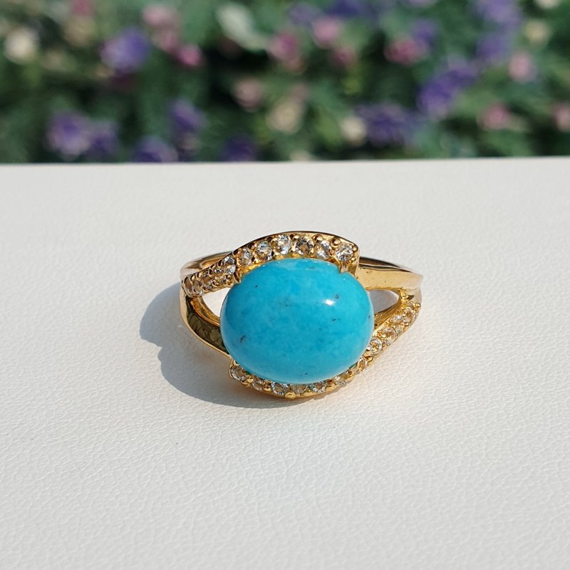 Turquoise ring set with white topaz, silver925 gold plated case. - 戒指 - 半寶石 藍色