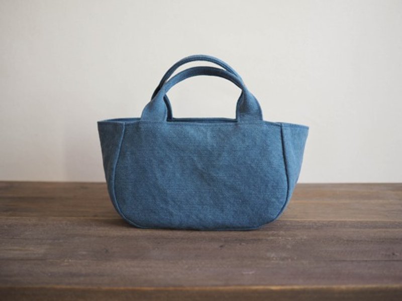 Made-to-order [MILITARY TWILL] Round tote with lid S blue - กระเป๋าถือ - ผ้าฝ้าย/ผ้าลินิน สีน้ำเงิน