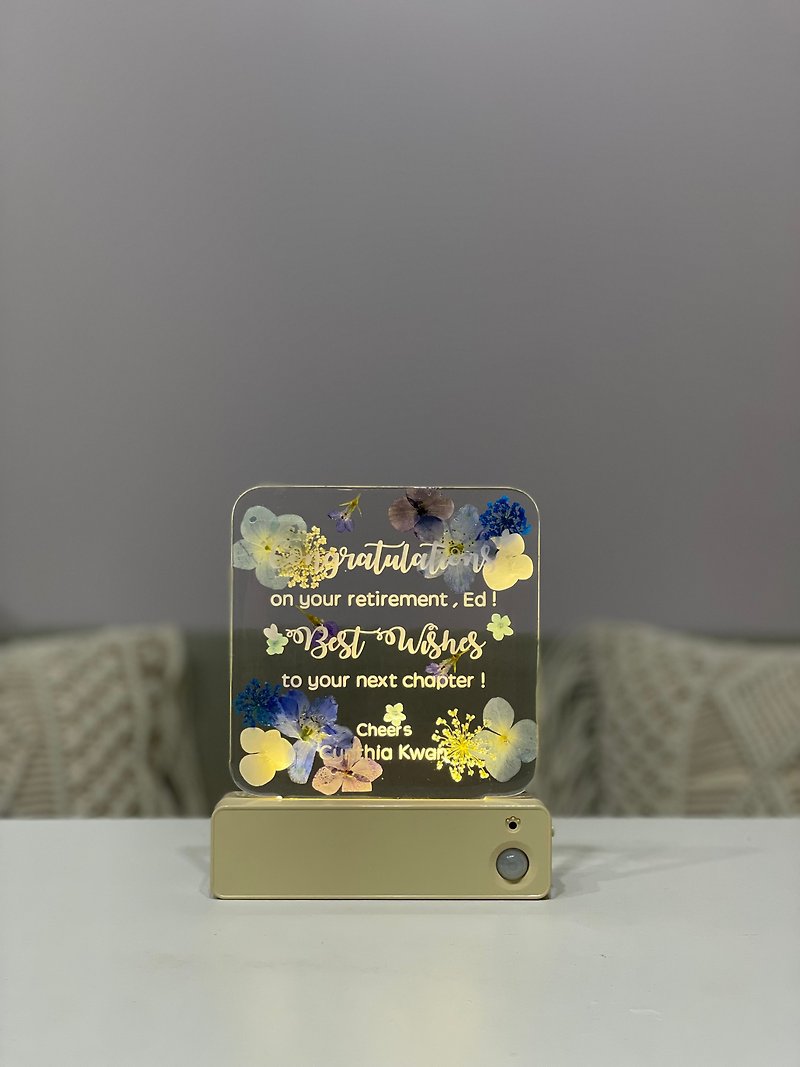 Customized name [embossed flower sensor night light] upgraded version - โคมไฟ - พลาสติก 