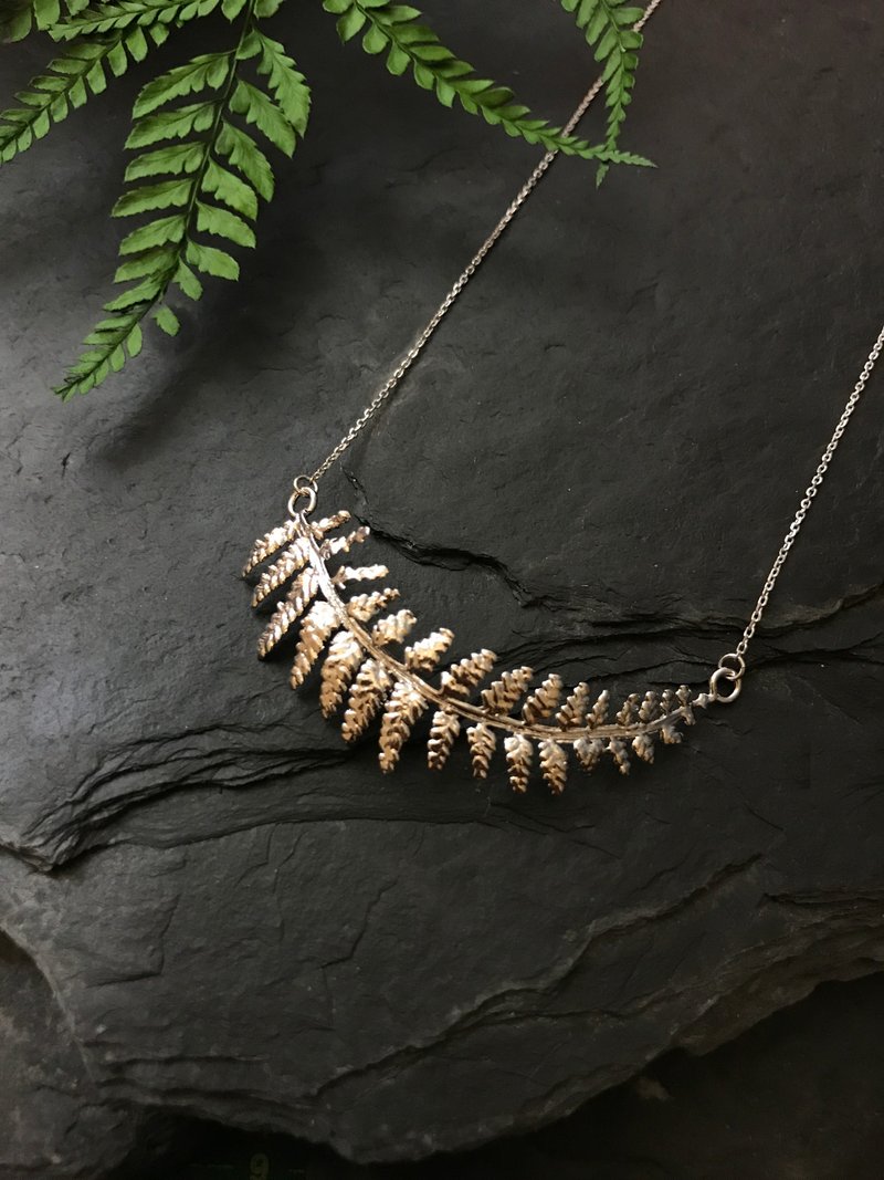 Handmade Fern 18K Gold Necklace - สร้อยคอ - เครื่องประดับ สีเงิน