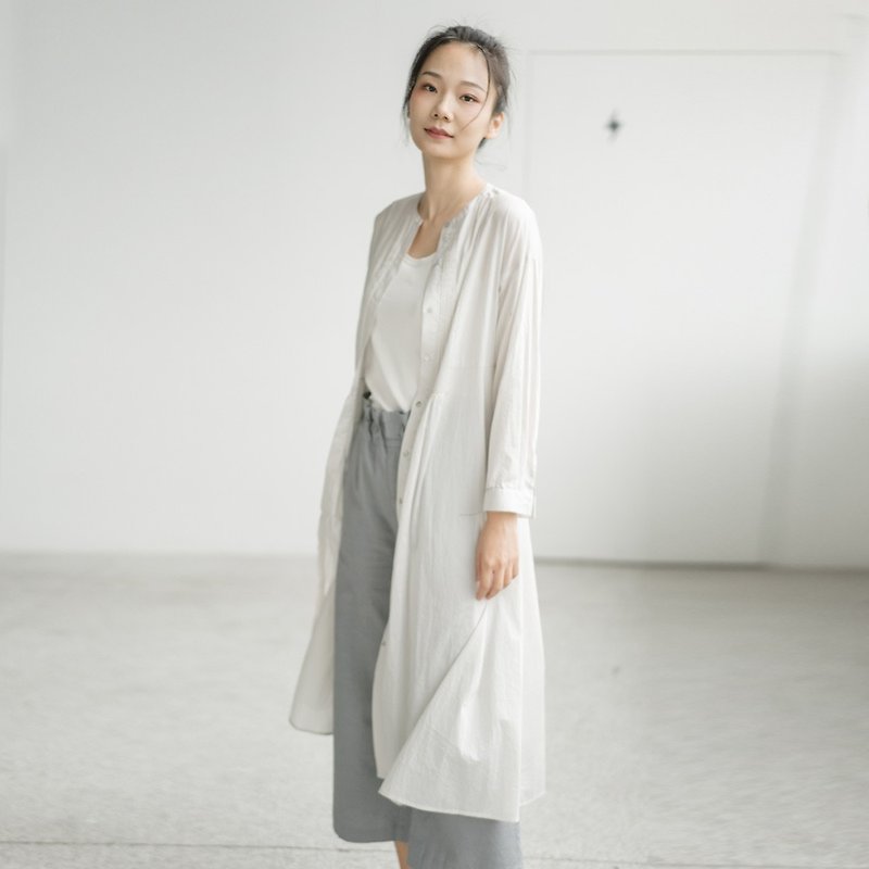 BUFU ultrathin cotton long shirt  SH190102 - เสื้อเชิ้ตผู้หญิง - ผ้าฝ้าย/ผ้าลินิน สีเงิน