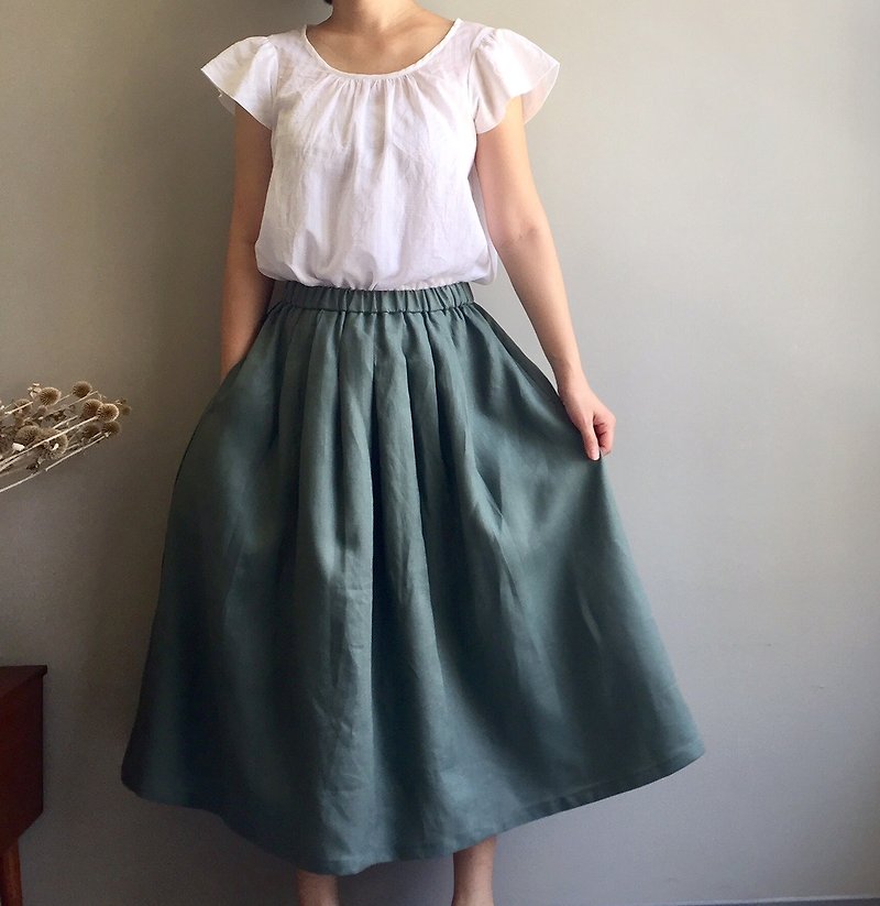 August / low-key elegant classic gray-green linen folding dress 100% - กระโปรง - ผ้าฝ้าย/ผ้าลินิน 