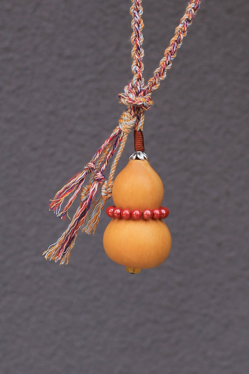 No.8-Original & Natural Small Gourd Pendant Necklace | Fully Handmade Tibetan Kumihimo| Good Luck and Blessings - สร้อยคอ - พืช/ดอกไม้ 