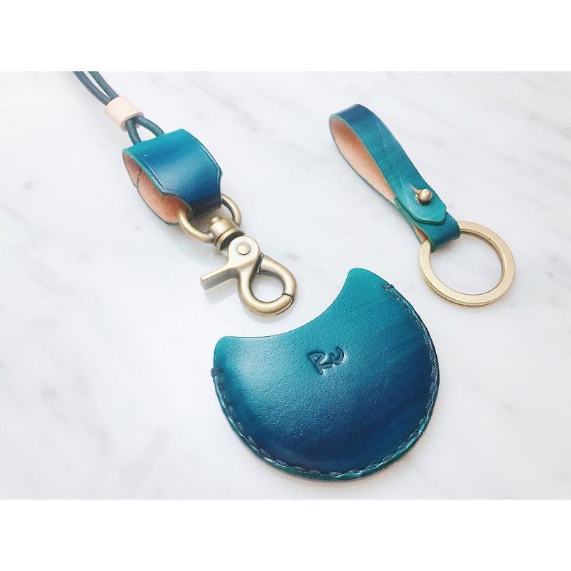 gogoro key key holster key leather cord can be printed for free with English letters Nick Pippi - Keychains - Genuine Leather Blue