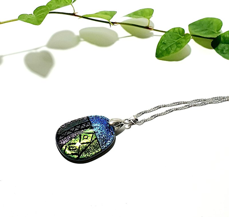 Colored glaze necklace-island sky light - Necklaces - Colored Glass Multicolor