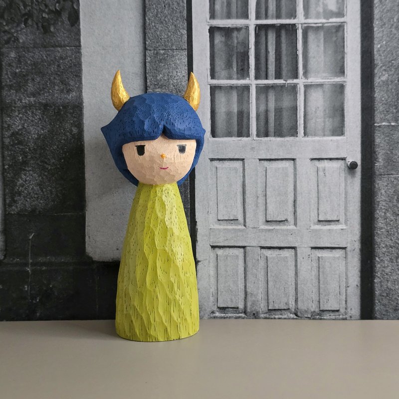 Taurus Wood Carving (In Stock) - ตุ๊กตา - ไม้ หลากหลายสี