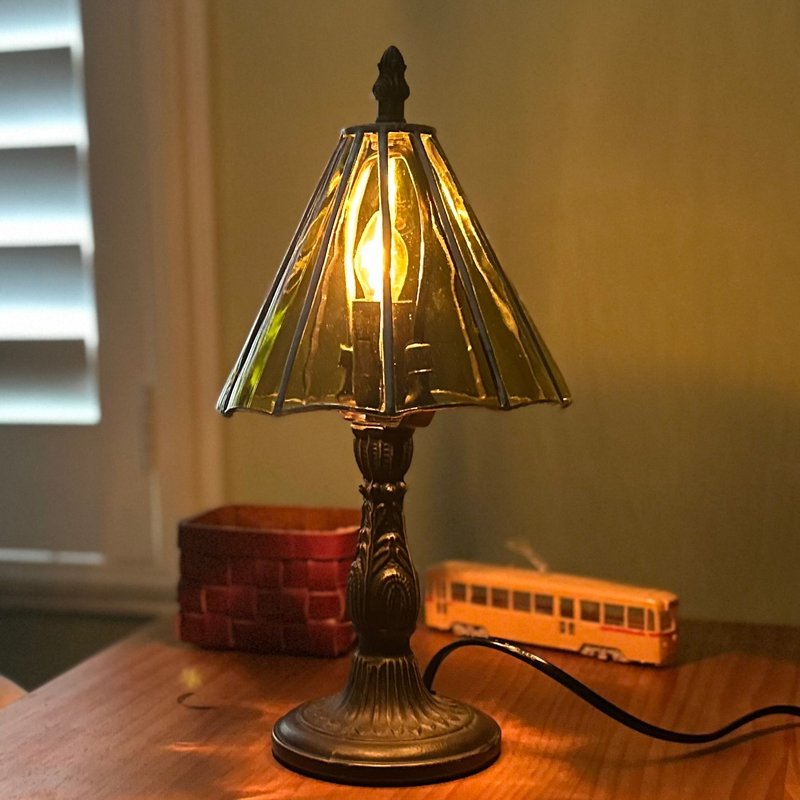 Handmade vintage inlaid glass table lamp - โคมไฟ - แก้ว สีกากี