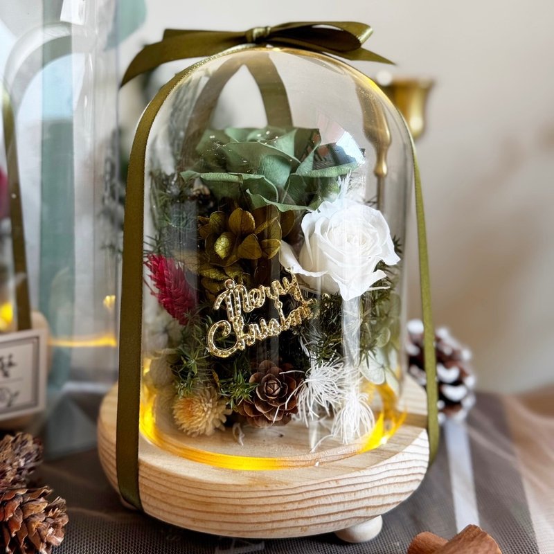 Christmas glass flower cup night light preserved flowers dried flowers Christmas exchange gift with gift box - ช่อดอกไม้แห้ง - พืช/ดอกไม้ หลากหลายสี