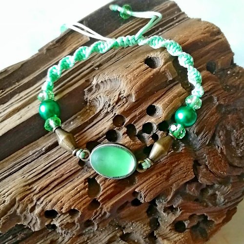 海玻璃給你 Pale green bracelet.Green sea glass bracelet.Beach gift for her.Mom birthday gif
