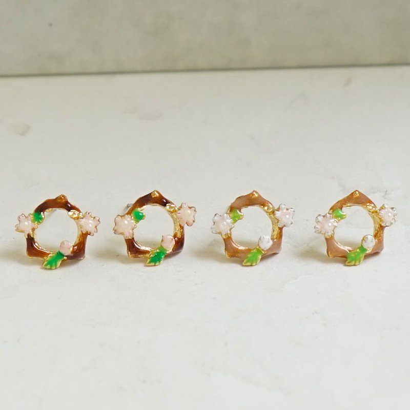 Flower Bloom | Spring Wreath - Earrings & Clip-ons - Other Metals Multicolor