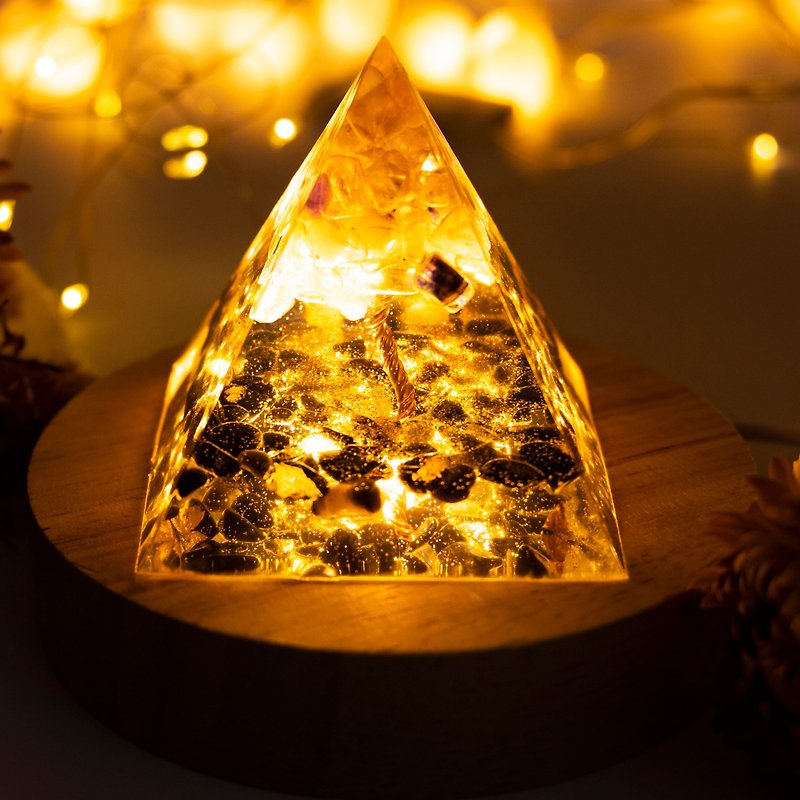 ピラミッド オルゴナイト 生命の石チャクラ 瞑想 クリスタル エネルギー石黒曜石 - その他 - レジン 