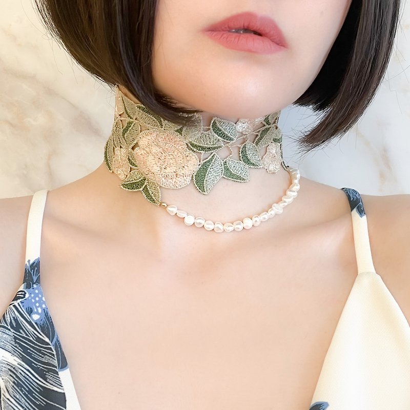 Roses and Pearls / Choker SV355