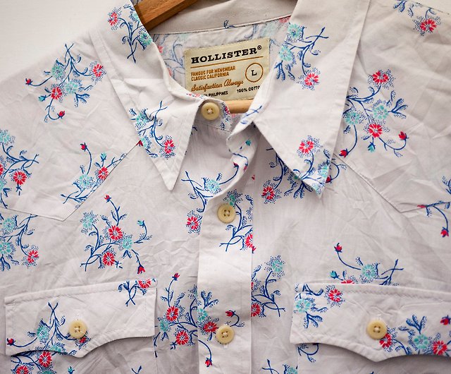 HOLLISTER all over floral white long-sleeved shirt second-hand vintage -  Shop afterworktw Men's Shirts - Pinkoi