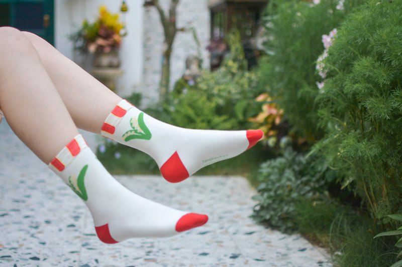 Lily of the valley socks in the flower shop, cotton socks, mother's day gift - Socks - Cotton & Hemp Red