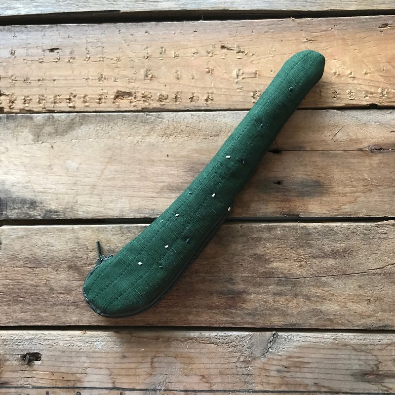 Cucumber Cutlery Bag - กล่องเก็บของ - ผ้าฝ้าย/ผ้าลินิน สีเขียว