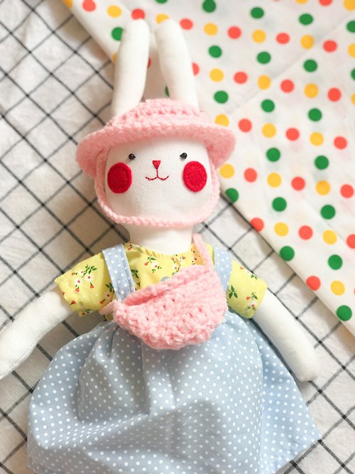 amlambrand Customized Gift Handmade doll : Mrs.rabbit with dress go to amusement park