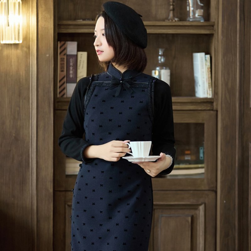 【莉絲】 新中式復古/毛修身古法旗袍 - 女裝上衣 - 其他材質 藍色