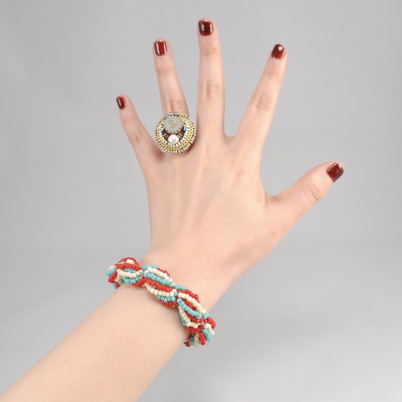 手環 beaded bracelet, twisted bracelet, spiral bracelet, statement bracelet 1 - ブレスレット - プラスチック 多色