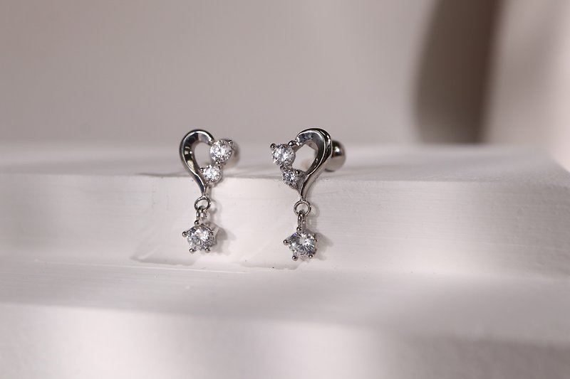 [520 Confession Gift] Open your heart. drop diamond earrings - Earrings & Clip-ons - Stainless Steel Silver