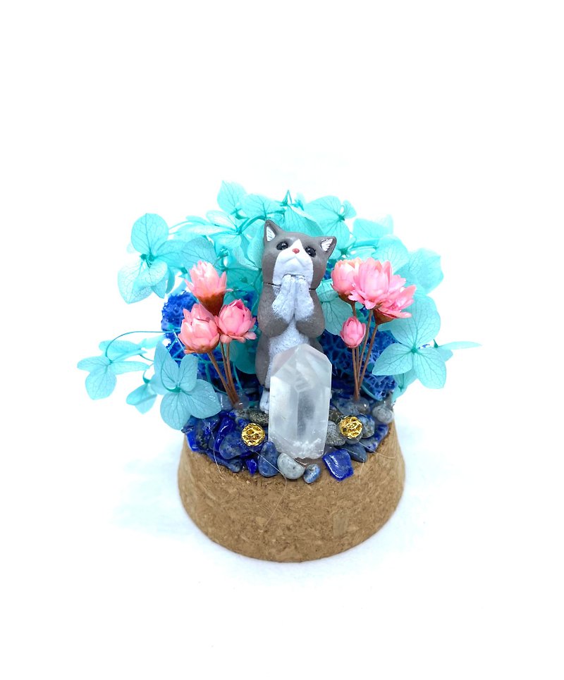 淡藍花園-貓咪與白水晶-手工玻璃罩公仔/水晶/乾燥花擺設 - 裝飾/擺設  - 水晶 