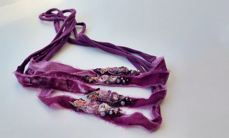 Purple velvet newborn headband, newborn flower crown newborn photography props - 嬰兒手鍊/飾品 - 其他材質 紫色