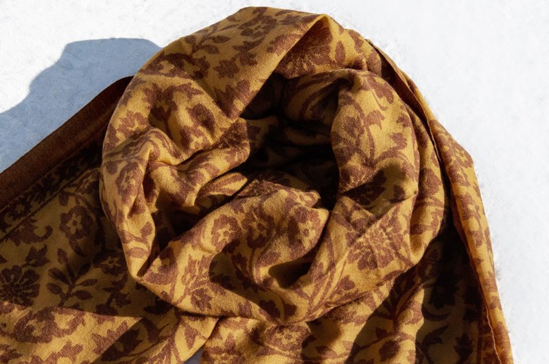 喀什米爾Cashmere 編織羊絨圍巾 純羊毛圍巾披巾 戒指絨披肩-花朵 - 圍巾/披肩 - 羊毛 多色