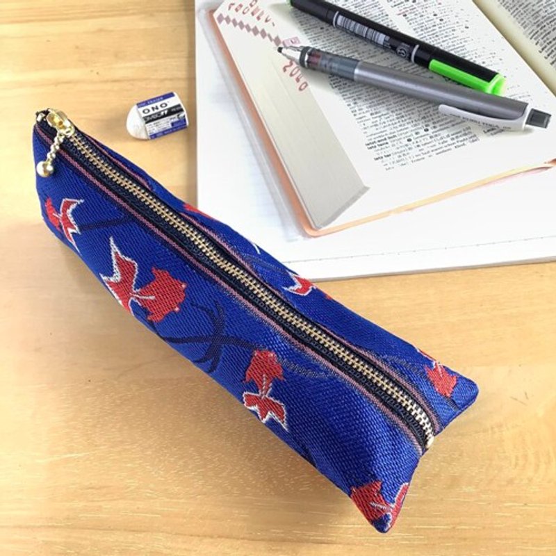 Pen case made from goldfish-patterned tatami edges - กล่องดินสอ/ถุงดินสอ - วัสดุอื่นๆ สีน้ำเงิน