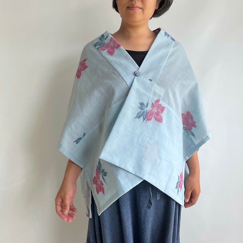 Unique item | Triangle HAORI with a Brooch -Wool-ramy KIMONO fabric, light blue - Women's Tops - Cotton & Hemp Blue