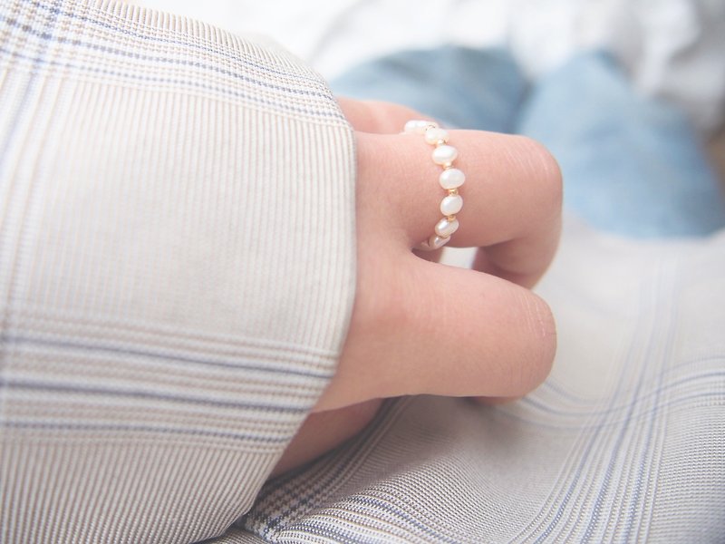 其他材質 戒指 白色 - Small pearl bead ring mini pearl ring freshwater pearl birthday gift