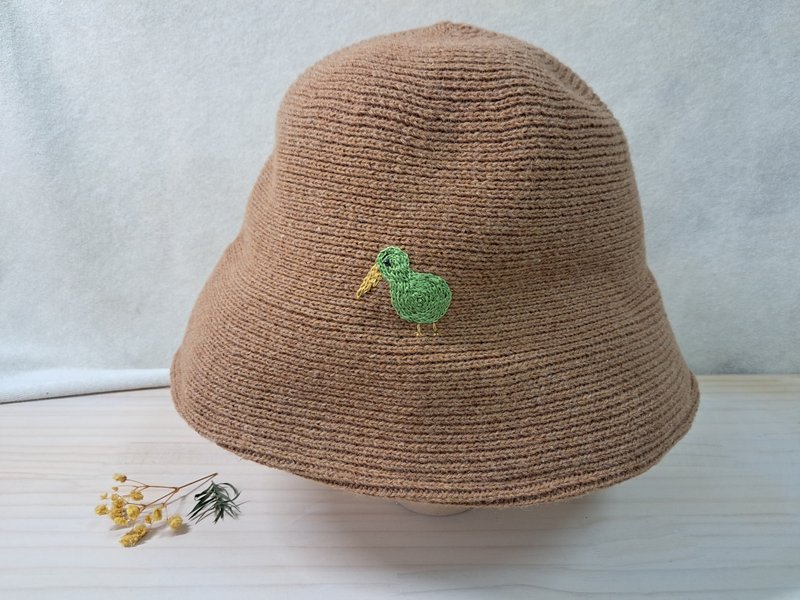 奇異鳥盆帽 - 帽子 - 繡線 咖啡色