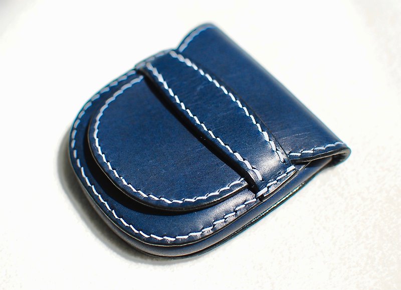 Horseshoe-shaped navy blue handmade leather urban explorer series CITY01B - กระเป๋าใส่เหรียญ - หนังแท้ สีน้ำเงิน