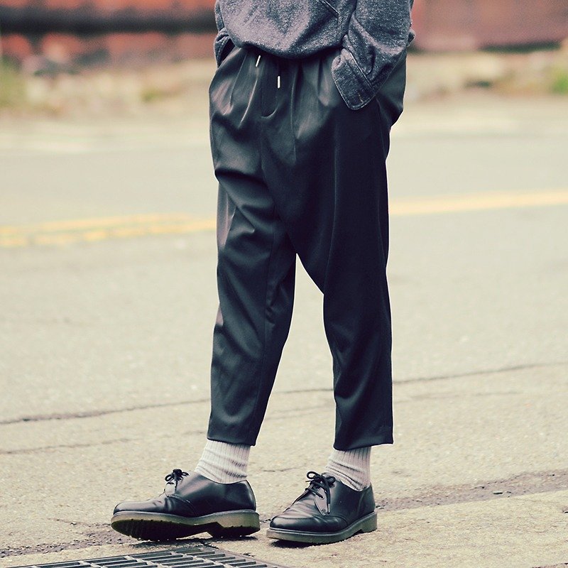 Loose-fit Ankle-length Drop Crotch Harem Trousers - กางเกงขายาว - ผ้าฝ้าย/ผ้าลินิน สีดำ