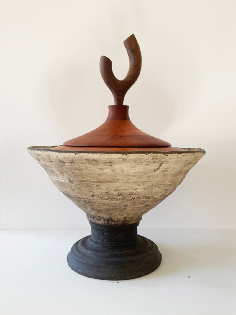 ふと、さお鹿の凛と見つめる - 擺飾/家飾品 - 陶 白色