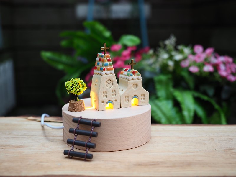 Handmade Ceramic House with Lighting, Set of 5 - Items for Display - Pottery Multicolor