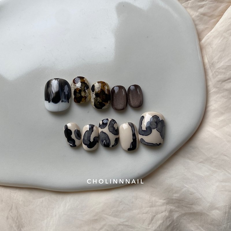 Autumn Shell Chestnut - Customized handmade wearable nail polish - Other - Other Materials Brown