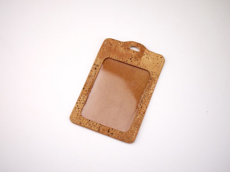 Cork Luggage Tags for suitcase Travel ID ,Badge Holder, Card Holder, Bag, Name - ป้ายสัมภาระ - ไม้ สีกากี