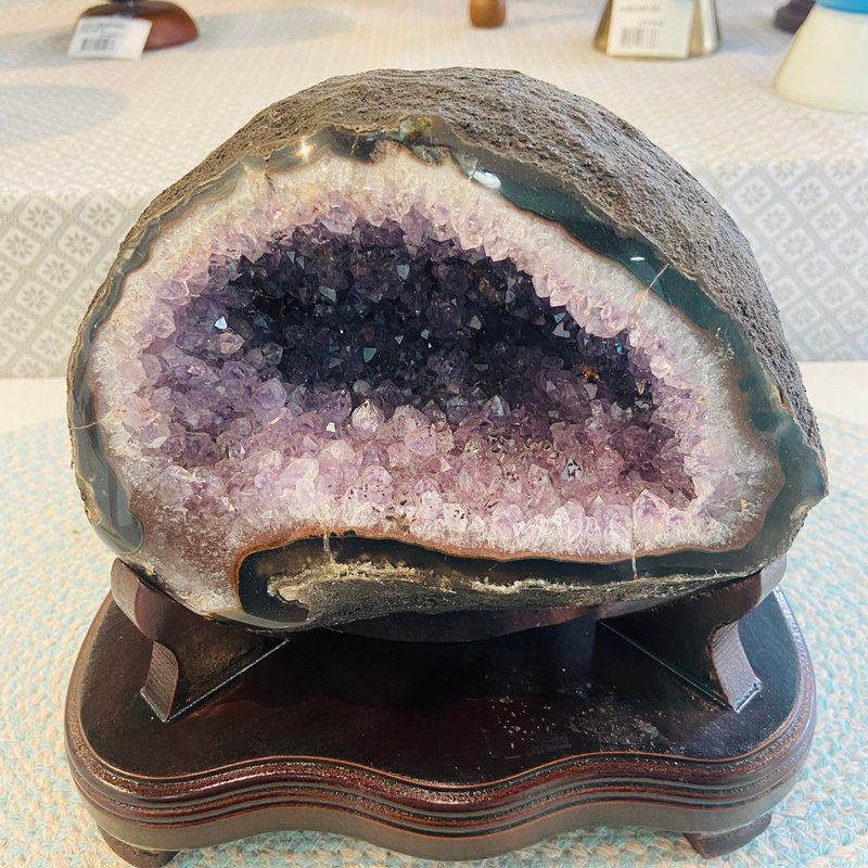 Amethyst Cave Natural Amethyst Lucky Lucky Wisdom Crystal A115 - Items for Display - Crystal Purple