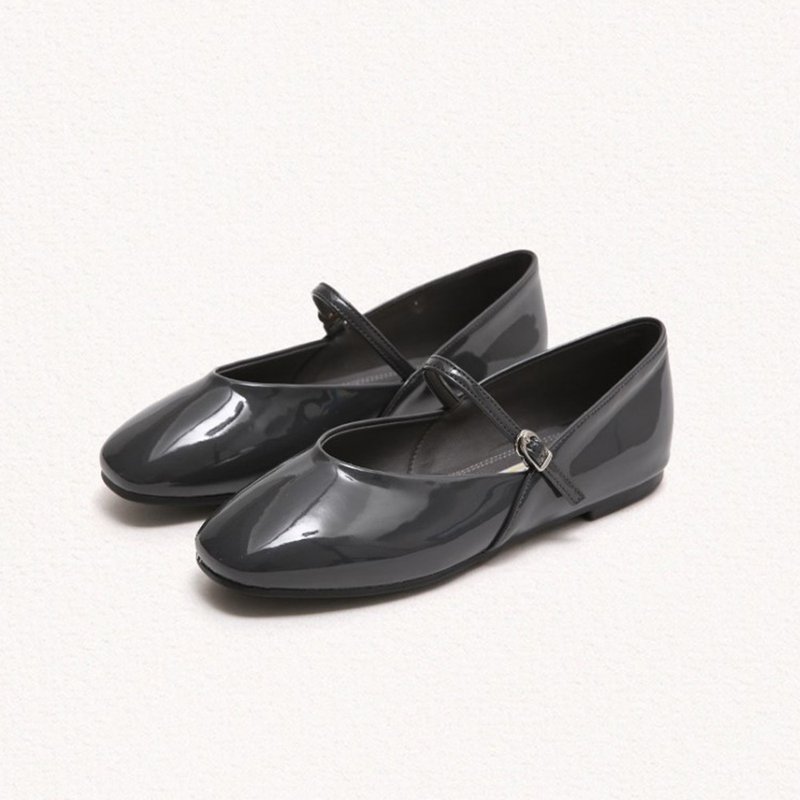 PRE-ORDER 韓國人手製 MACMOC Melony Flats Grey - Other Women's Shoes - Other Materials 