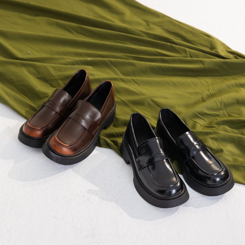 【I called Love】Simple retro丨wide thick-soled loafers - รองเท้าอ็อกฟอร์ดผู้หญิง - วัสดุกันนำ้ สีดำ