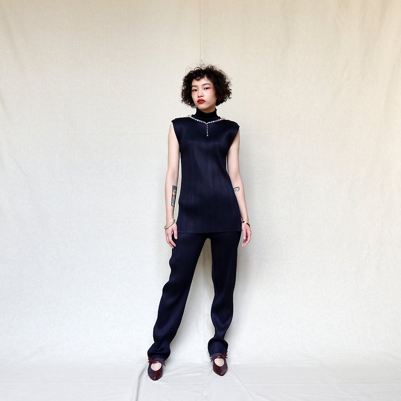 Pumpkin Vintage. Ancient dark blue PLEATS PLEASE ISSEY MIYAKE pants suit - Other - Other Materials 