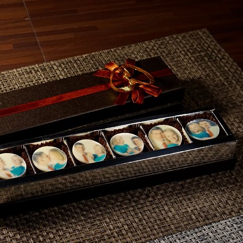 糖加一烘焙坊（糖+1） 六張客製化照片禮盒 (巧克力口味) 客製一份專屬且唯一的禮盒