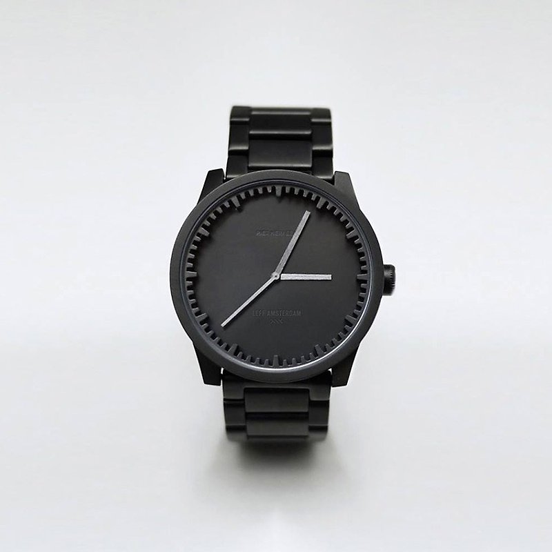 LEFF アムステルダムチューブ 北欧インダストリアルギアデザインウォッチ (42mm、マットブラック、ブラックスチールバンド) - 腕時計 - 金属 