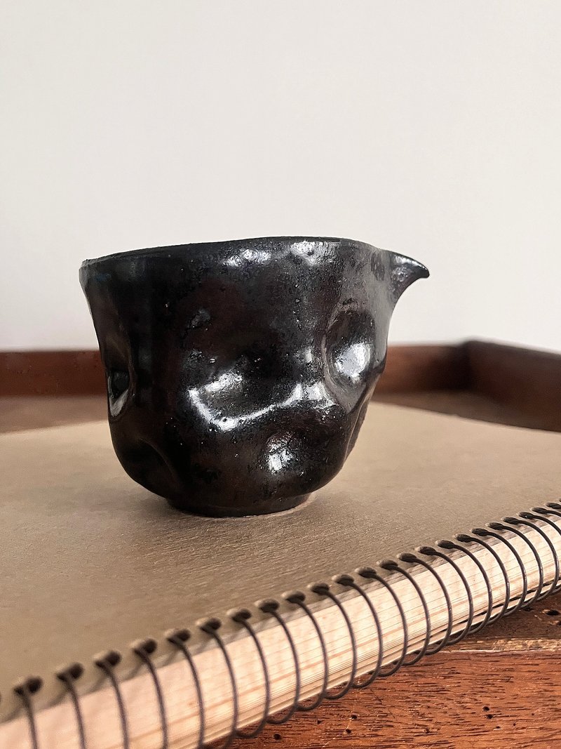 凹凸 茶海 ㄧ八零 | 陶器皿 - 茶壺/茶杯/茶具 - 陶 黑色