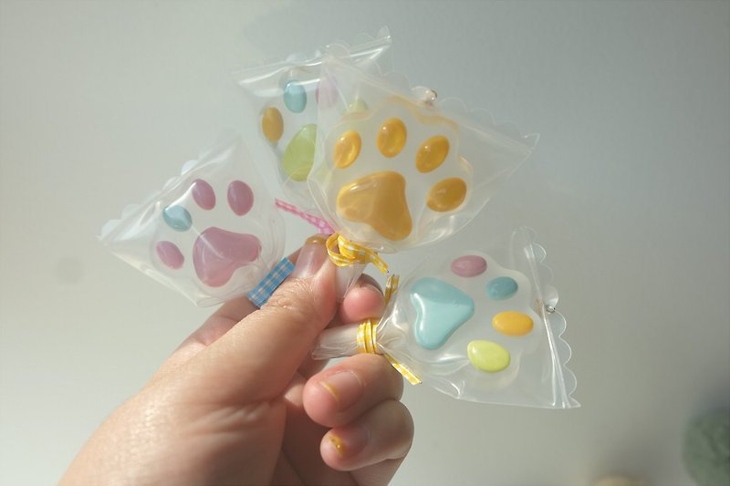 【Summer Macaron の Cat Claw Lollipop】-Ornament sleepinghandmade - Charms - Other Materials Multicolor