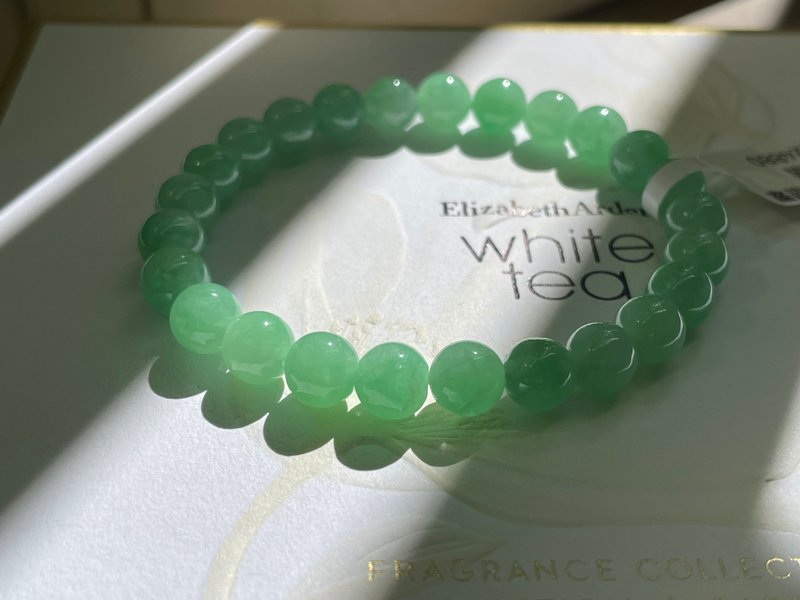 Sunny//Natural Jade A Grade Green Bracelet - สร้อยข้อมือ - หยก 