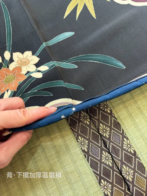 アンティーク　黒留袖　五つ紋　刺繍　椿　松竹梅　着物　084a d 椿五つ紋付き黒留袖アンティーク着物 - ショップ 【藏私‧Collection