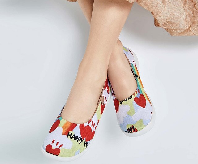 uin ballet flats